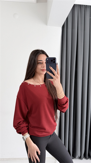 Rosa Oysh Kuşgözü Detaylı Kayık Yaka Bluz Bordo