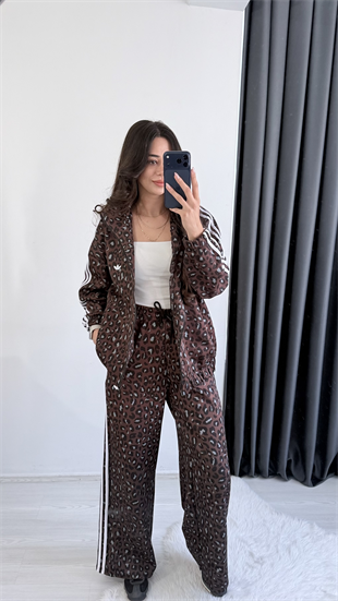 Stone Marka Model Kahverengi Leoparlı Eşofman Takımı