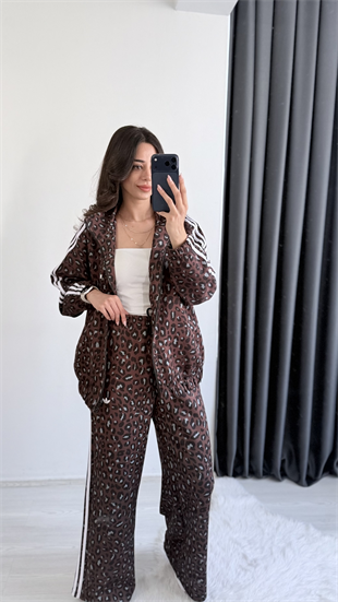 Stone Marka Model Kahverengi Leoparlı Eşofman Takımı