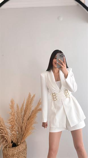 Tasarım Tokalı Blazer Ceket Beyaz