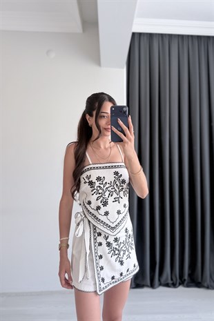 Tia Nakış İşlemeli Korse Form Bluz Şort Etek Takım