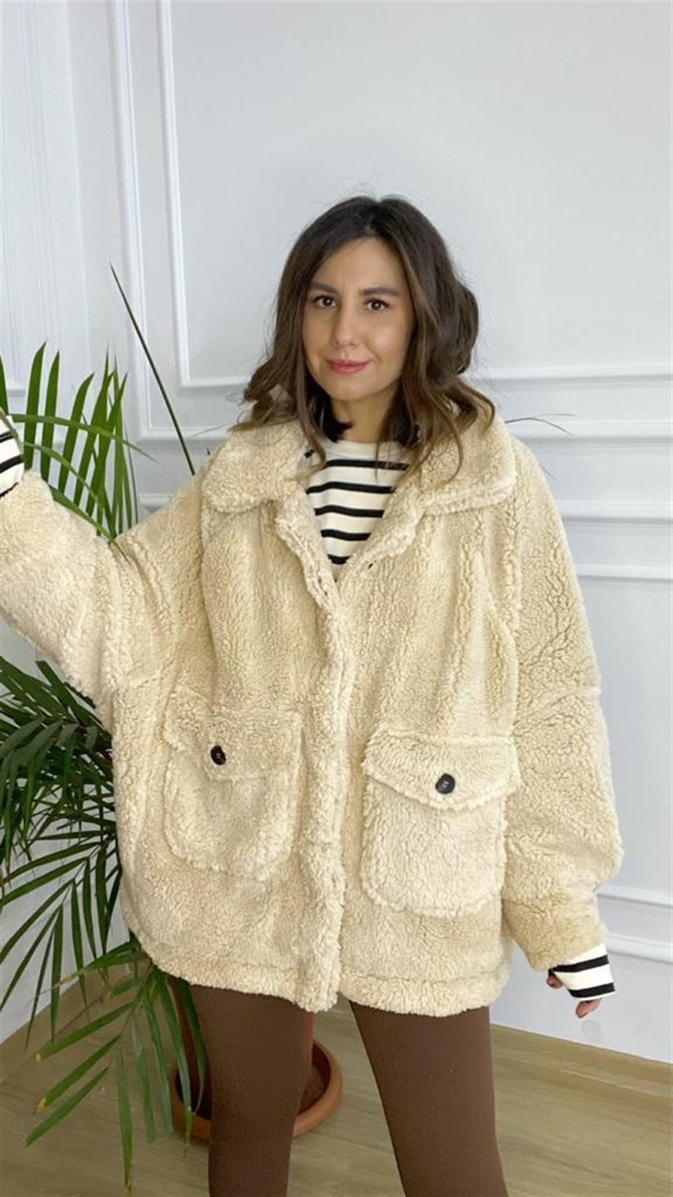 Krem Renk Yumoş Peluş Mont