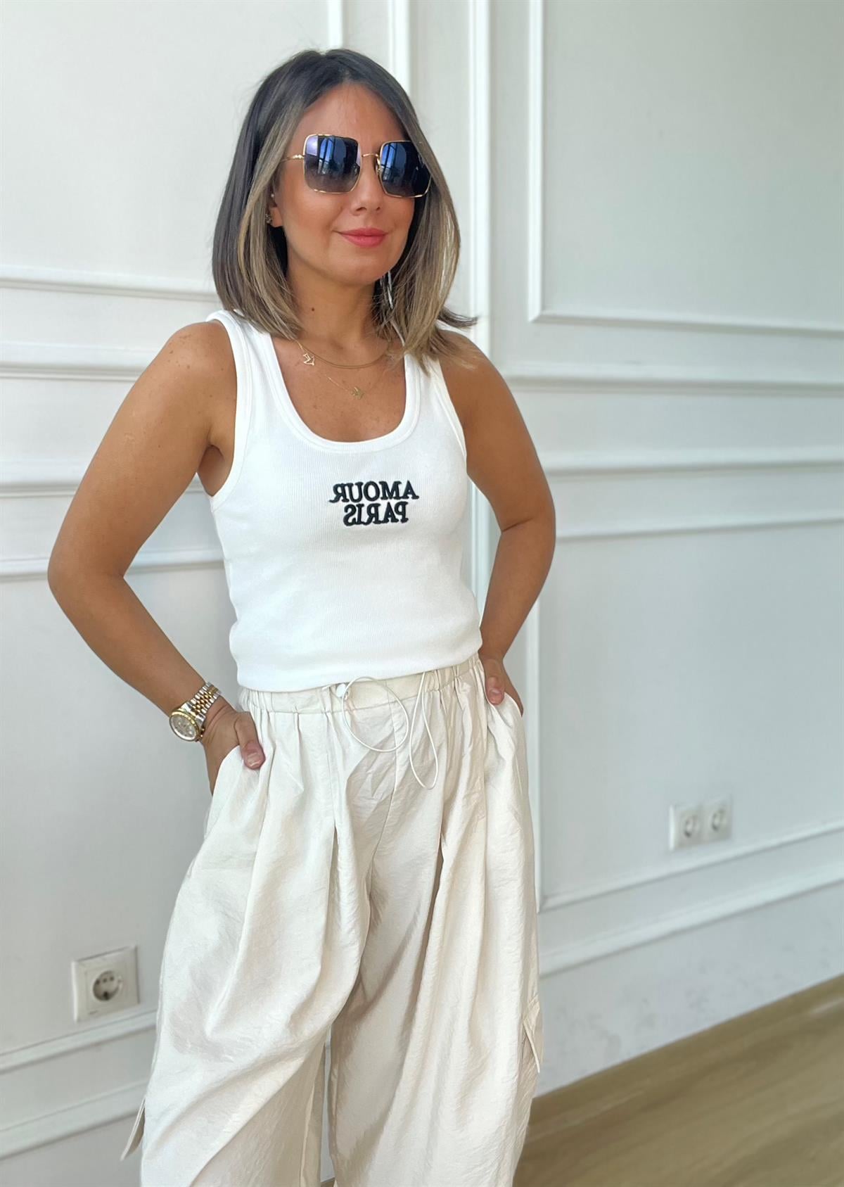 Önü Nakış İşlemeli Halter Yaka Bej Rengi Bady