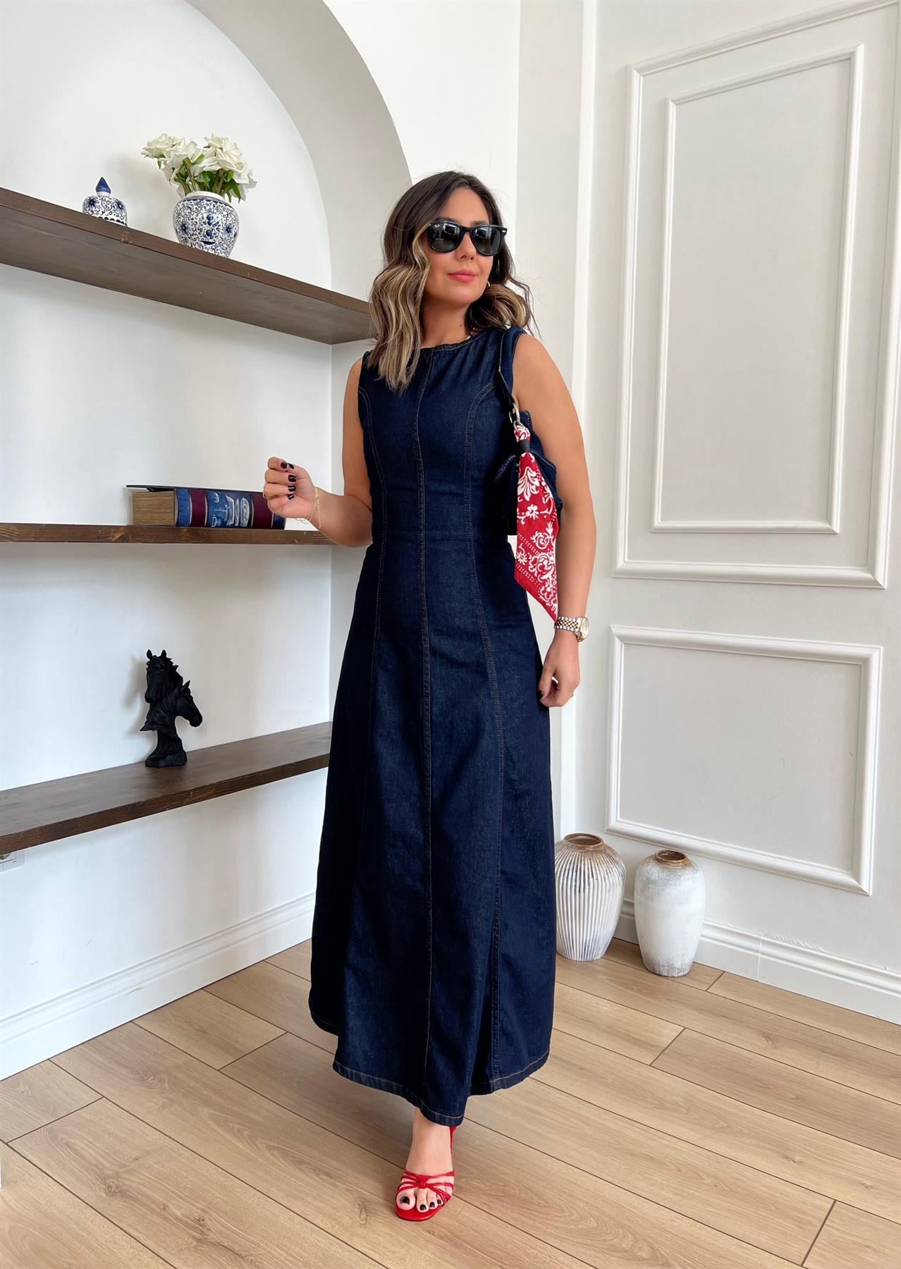 Kolsuz Çan Kesim Denim Elbise