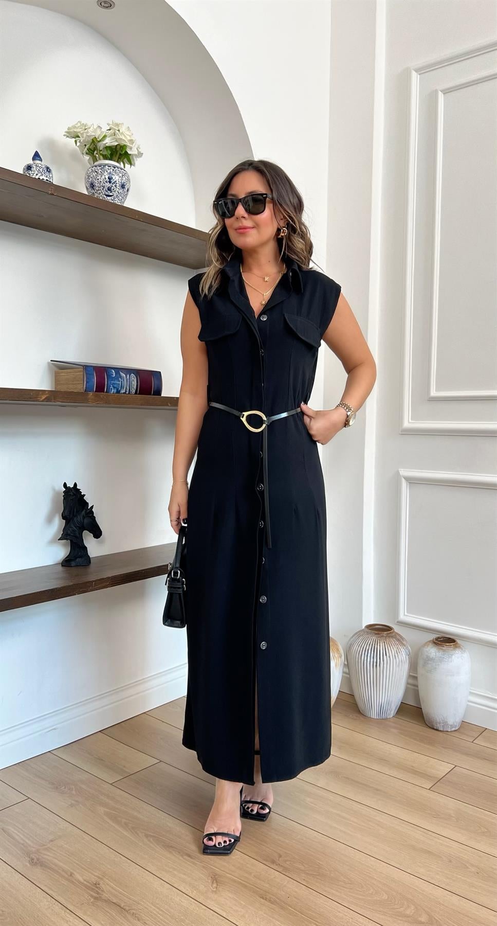 Tensel Kumaş Gold Kemerli Siyah Elbise