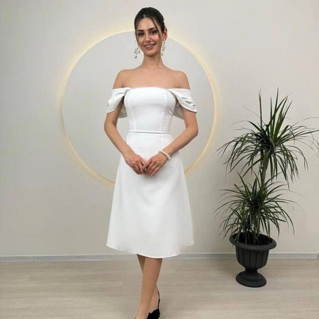 Nişan İçin Beyaz Elbise Kombinleri