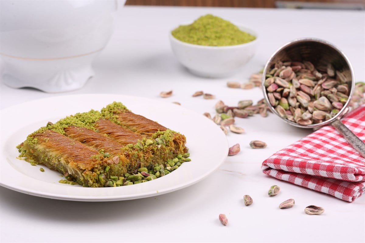 Fıstıklı Burma Kadayıf