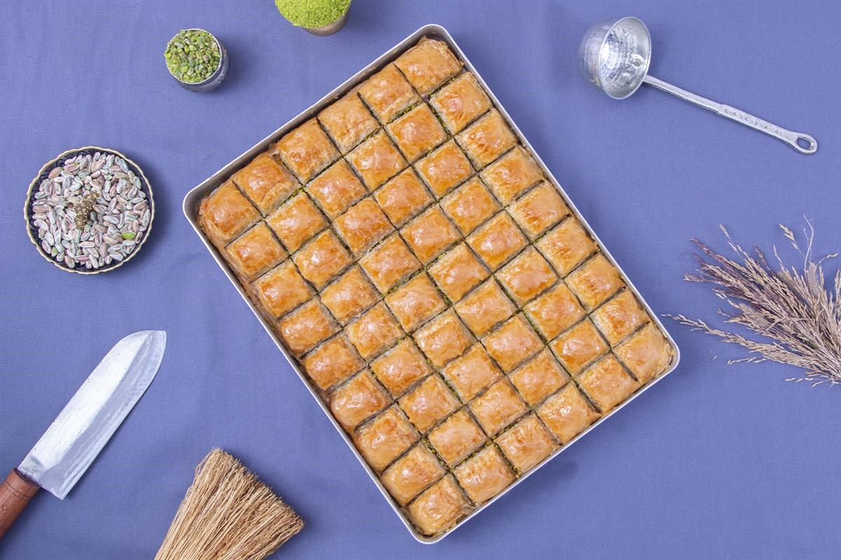 FISTIKLI KURU BAKLAVA TEPSİ