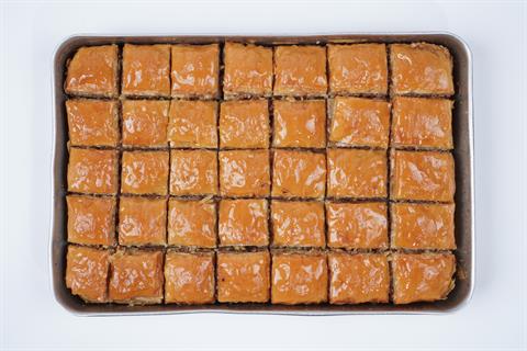 CEVİZLİ EV BAKLAVASI TEPSİ