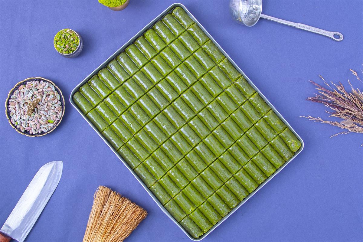 FISTIKLI BURMA TEPSİ