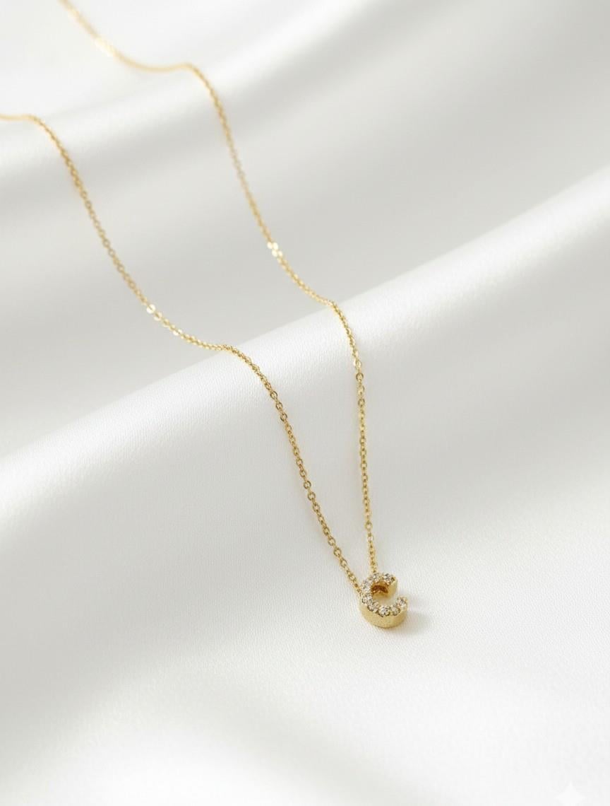 Minimal Zirkon Taşlı Gold Harf Kolye