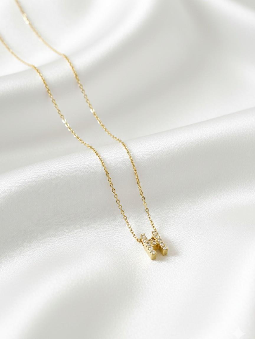 Minimal Zirkon Taşlı Gold Harf Kolye