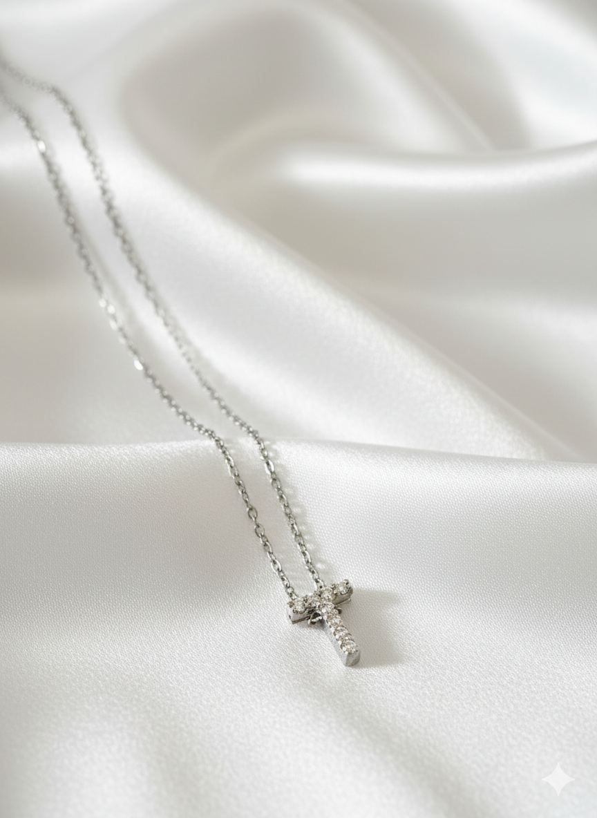 Minimal Zirkon Taşlı Silver Harf Kolye