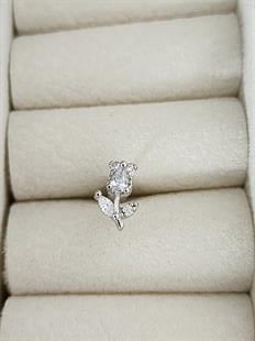 Çelik Silver Çiçek Piercing