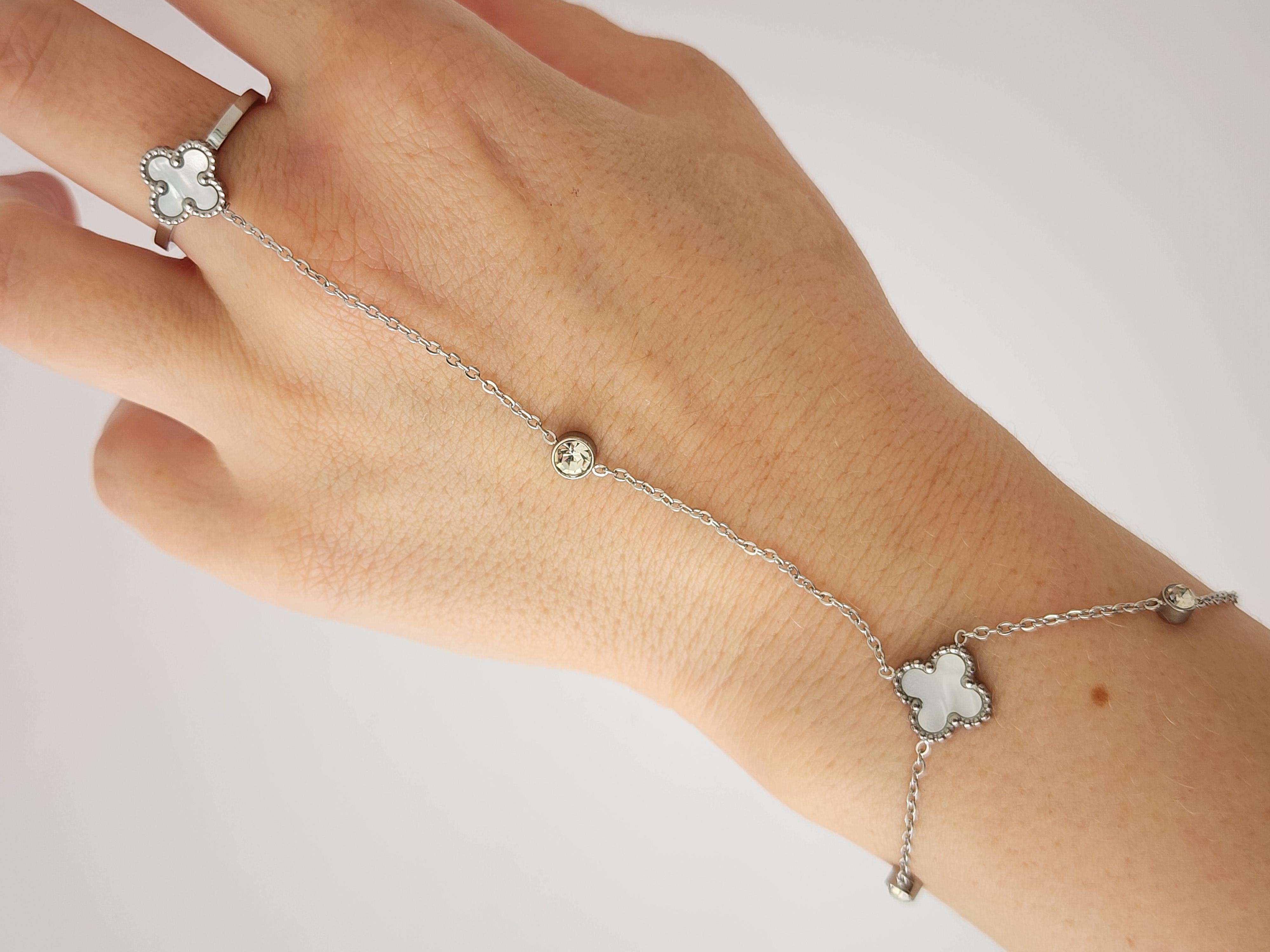 Yonca Model Silver Yüzüklü Çelik Şahmeran