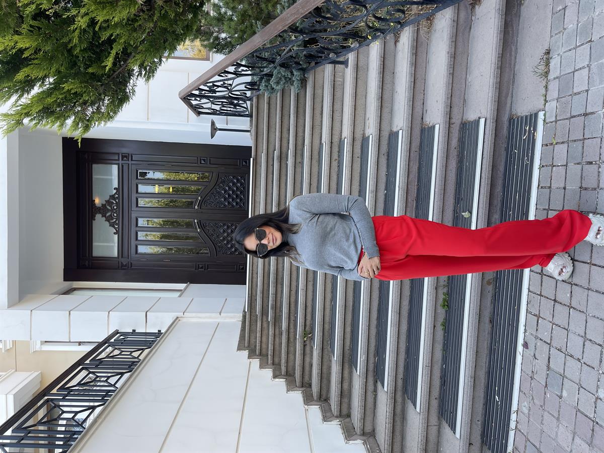 DİLVİN GRİ TRİKO BOĞAZLI BLUZ