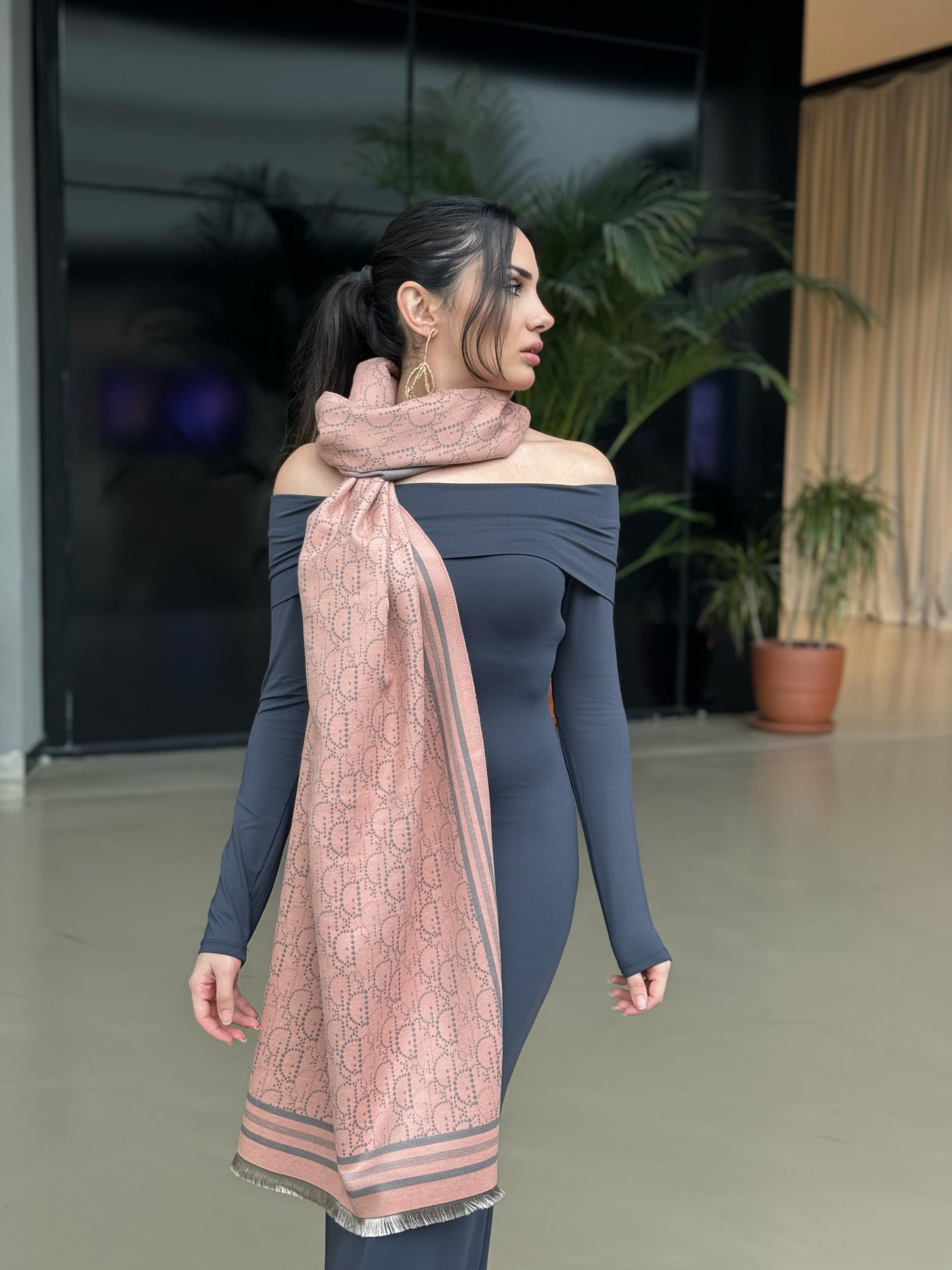 DIOR ÇİFT TARAFLI ŞAL