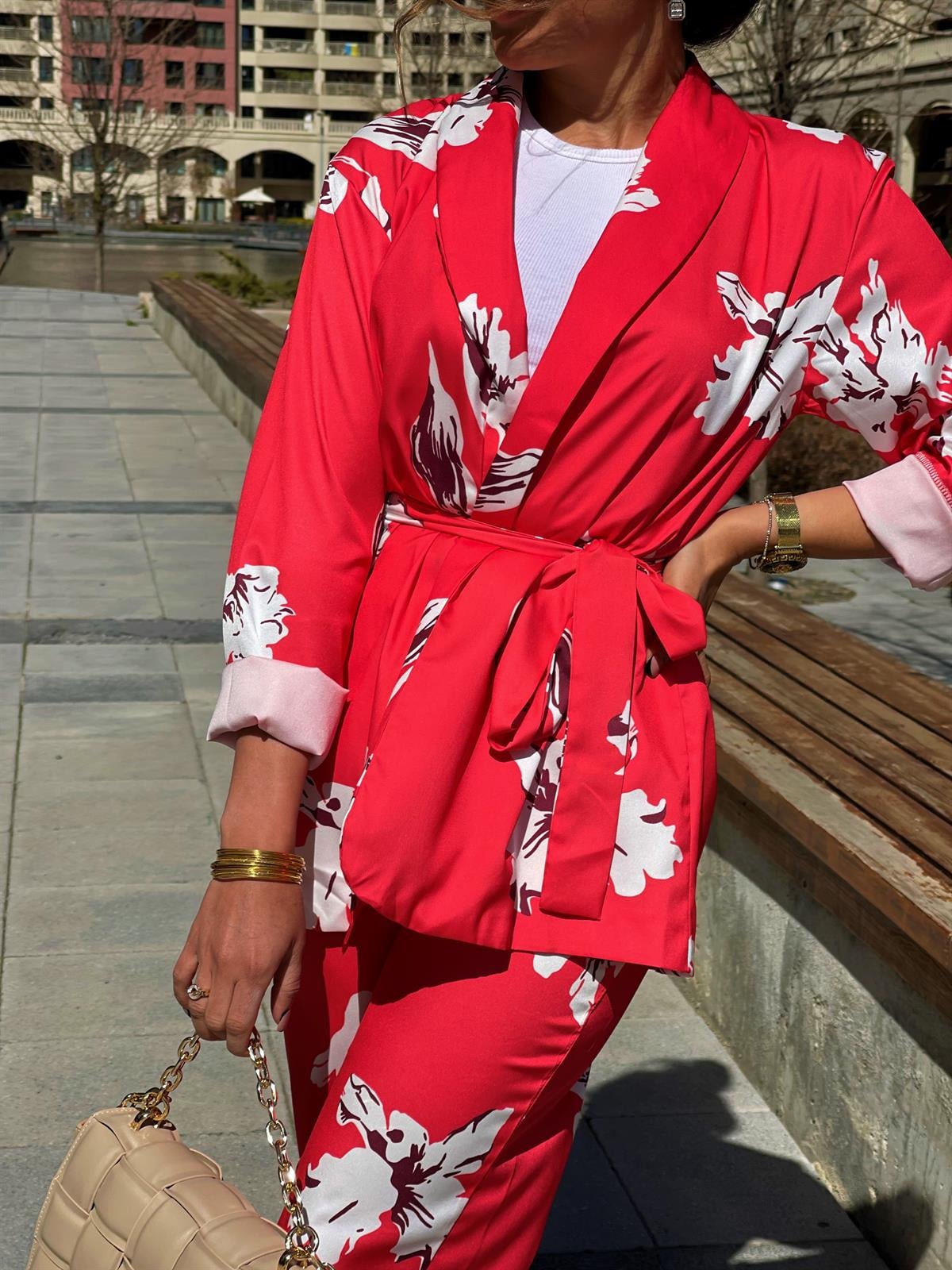 NARÇİÇEĞİ SATEN TAKIM