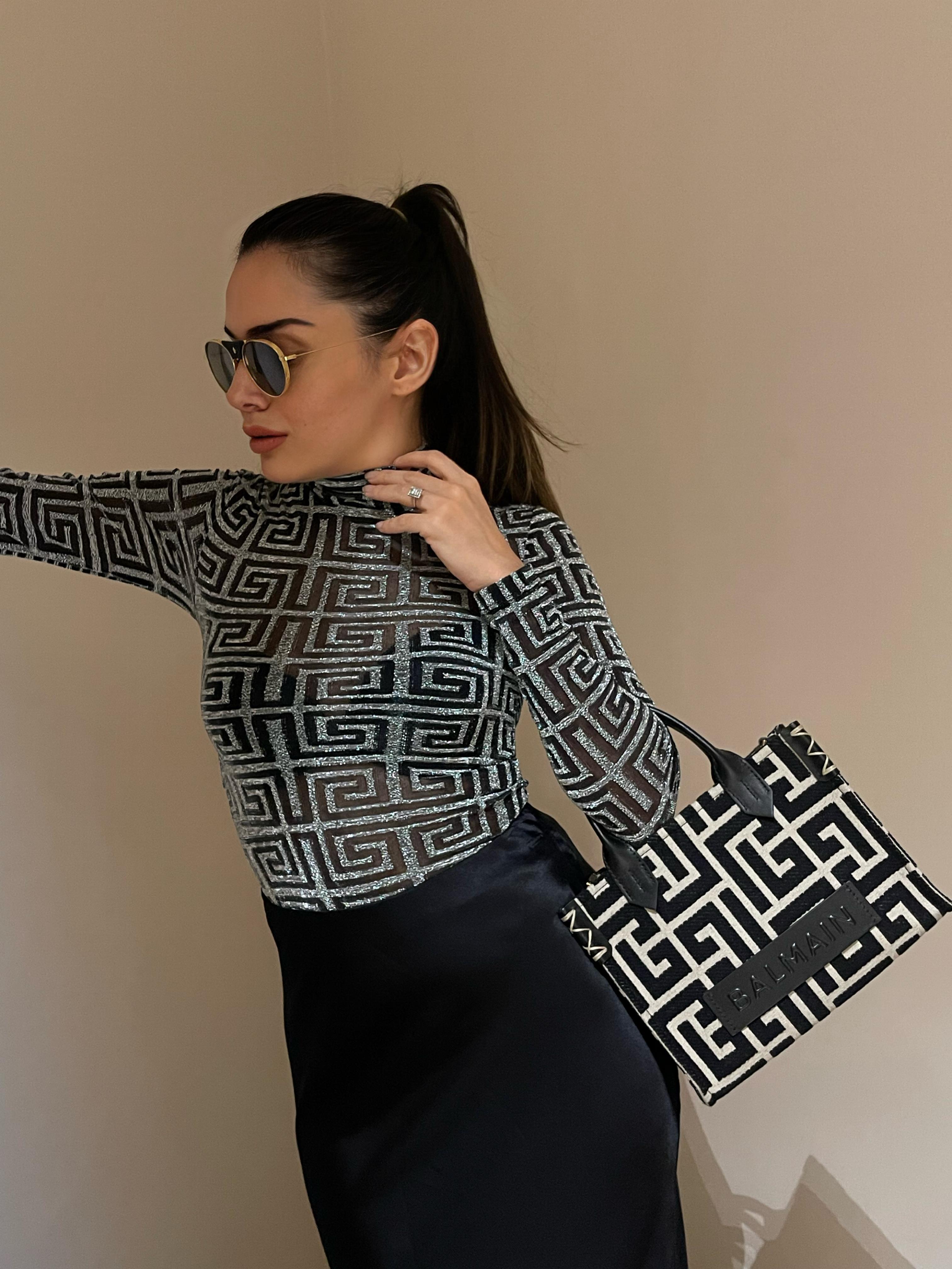 ORIJINAL MARKA TRANSPARAN TÜL BLUZ