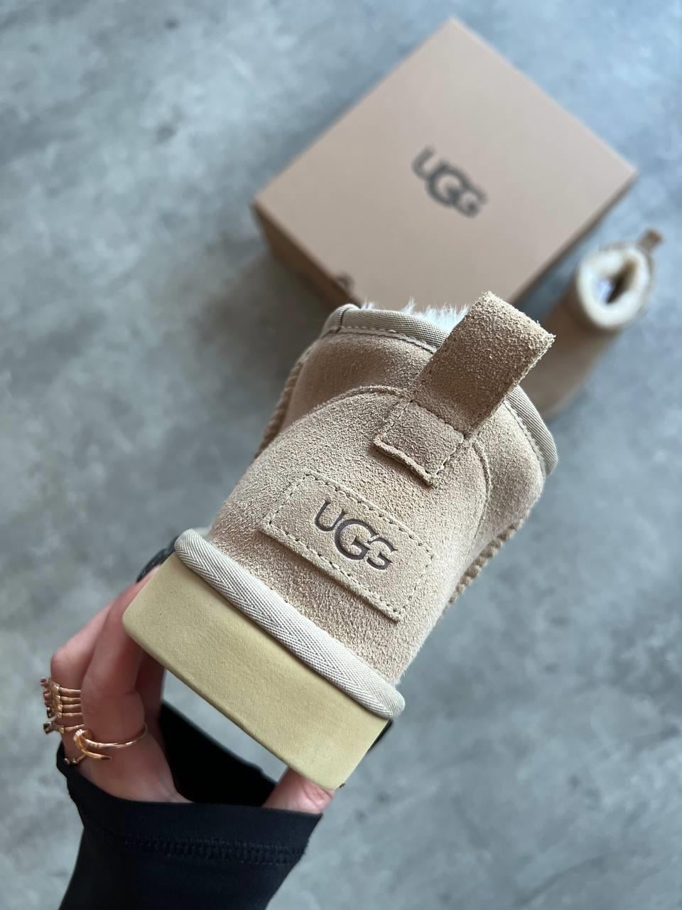 UGG KISA TABANLI BOT