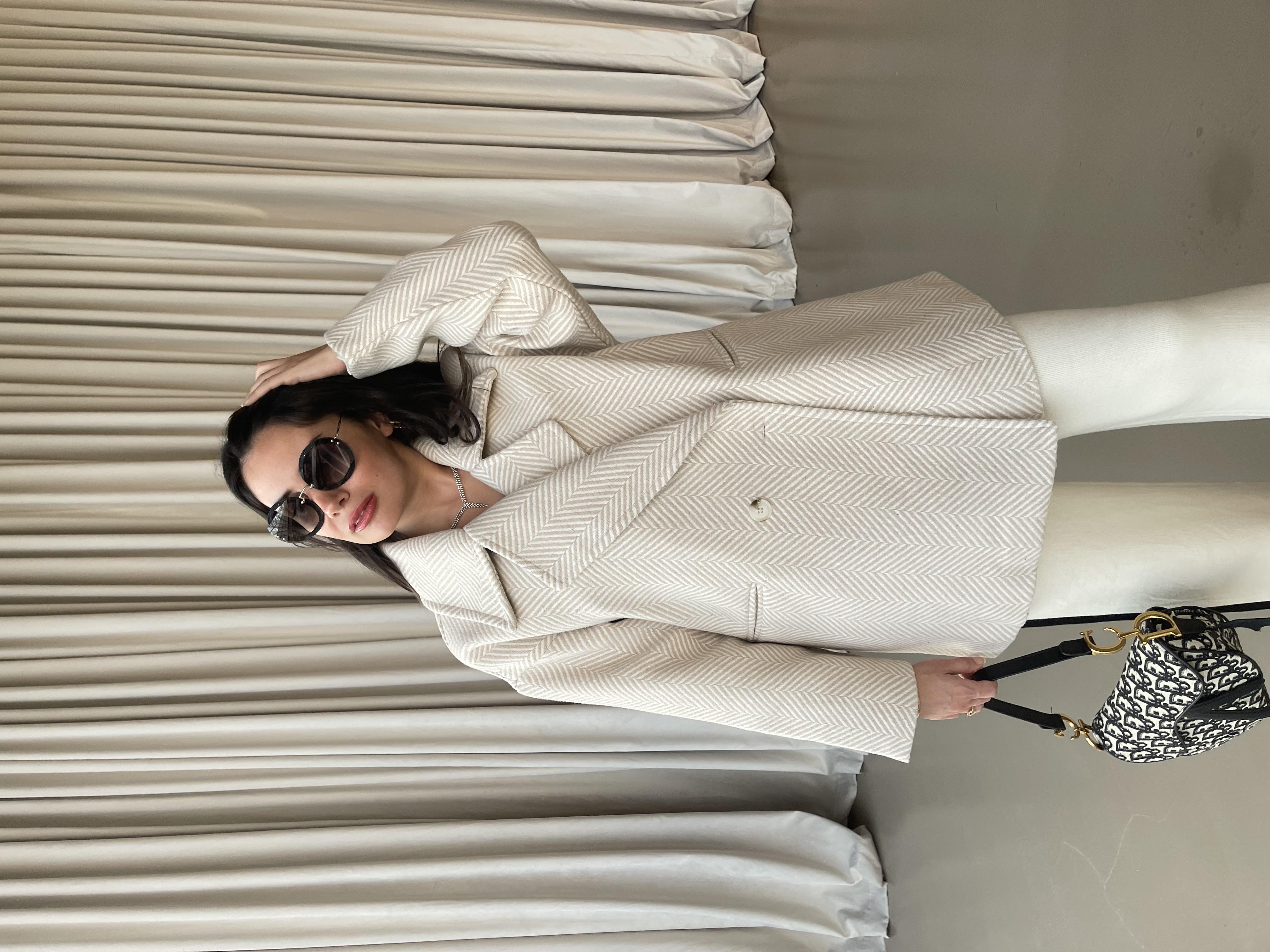 BALIKSIRTI KREM RENK KABAN