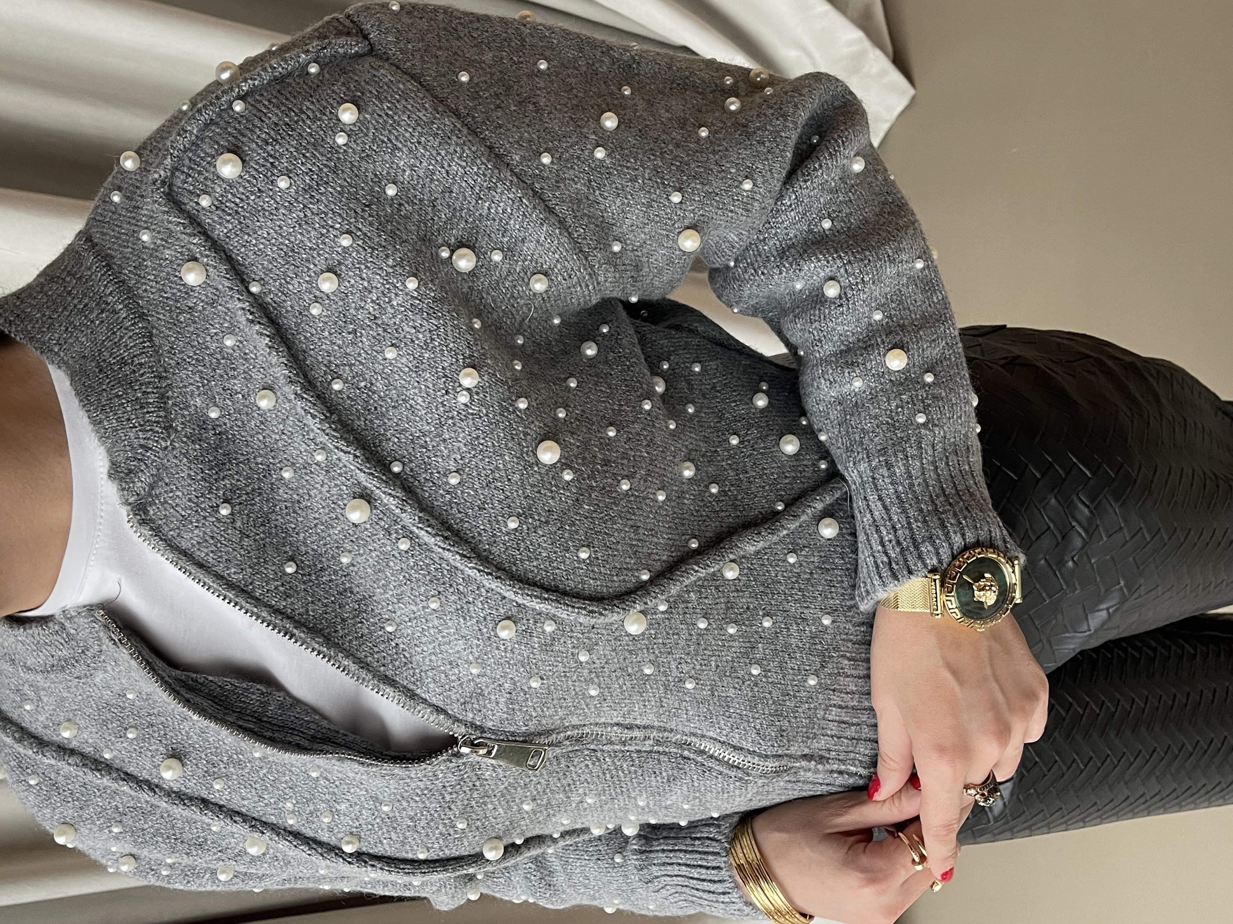 GRİ İNCİLİ HIRKA