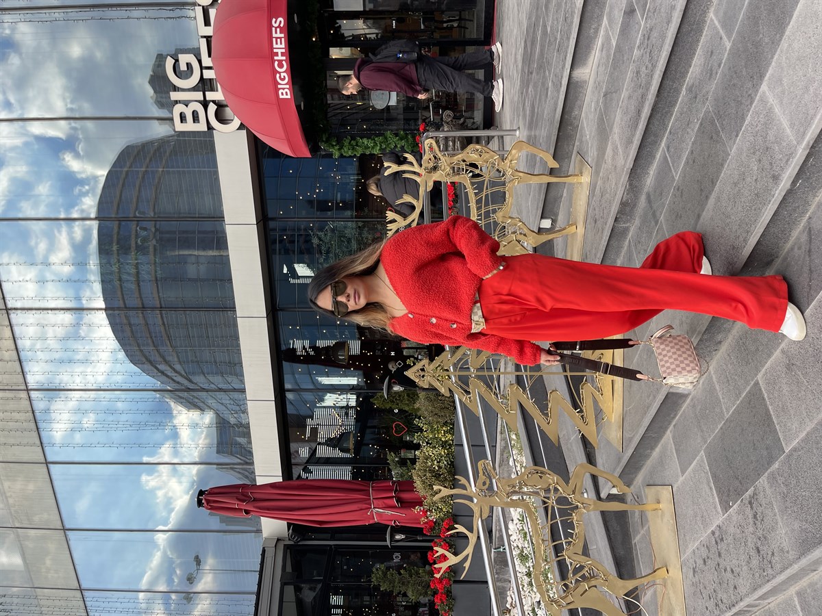 KIRMIZI BOL PANTOLON