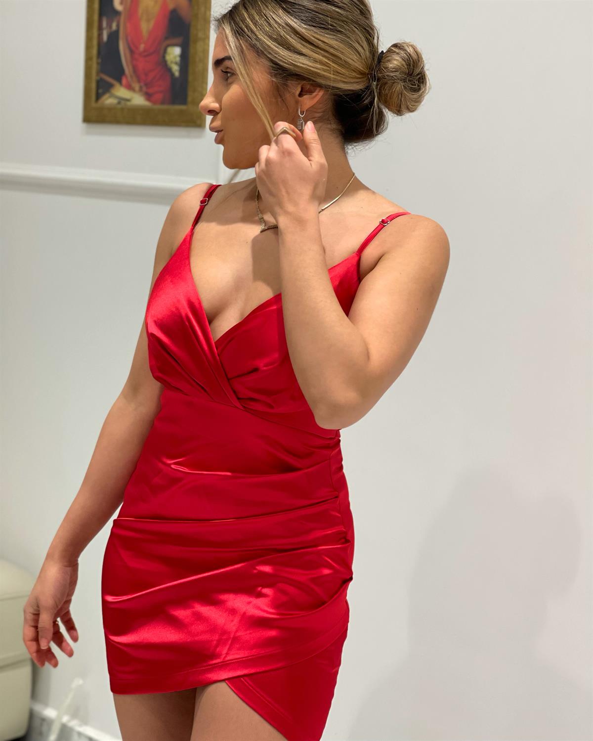 KIRMIZI KRUVAZE MİNİ ELBİSE