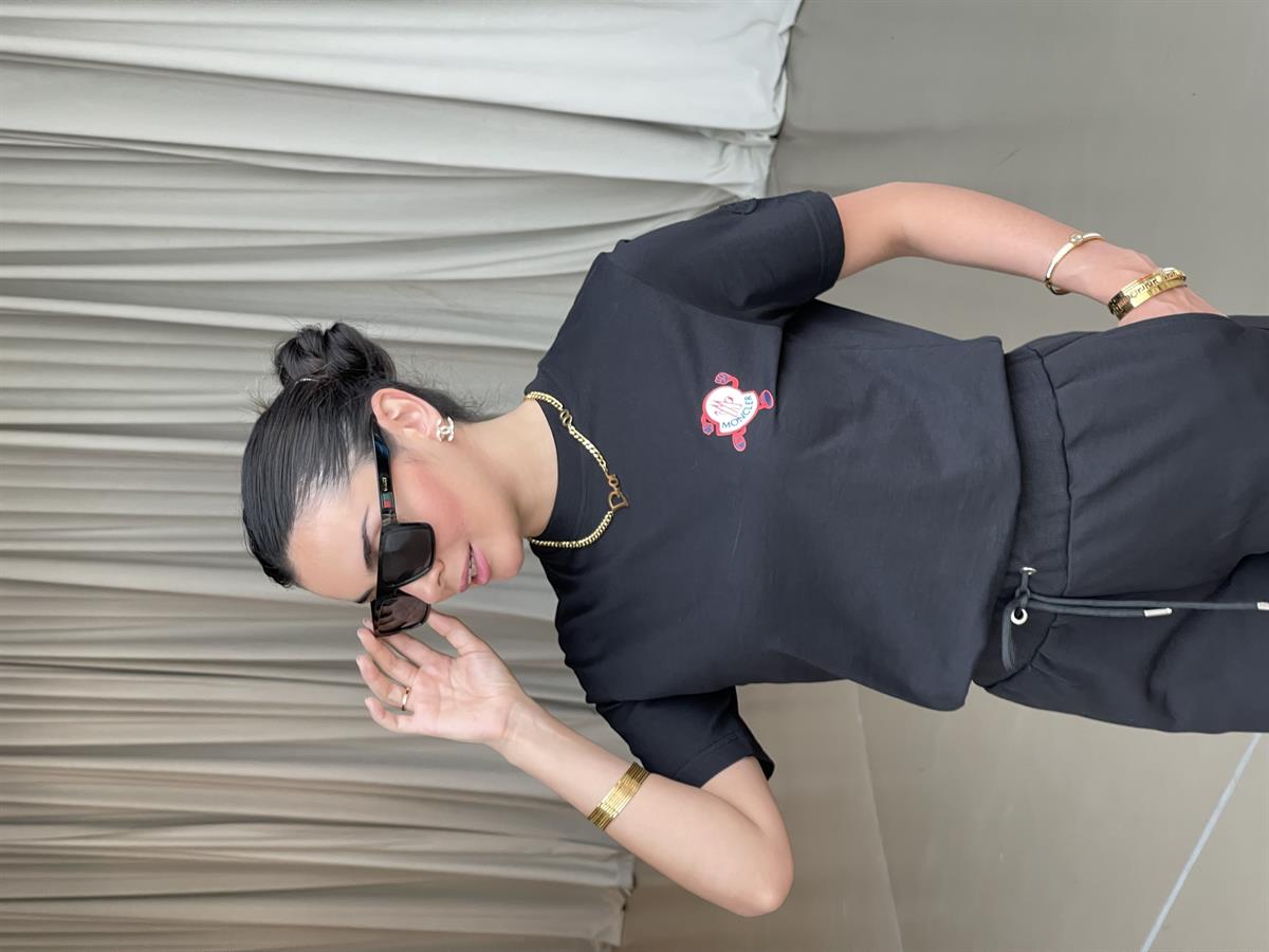 MONCLER SİYAH T-SHIRT