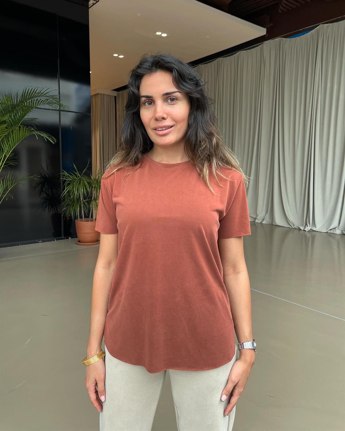 OYSHO KİREMİT RENK T-SHIRT