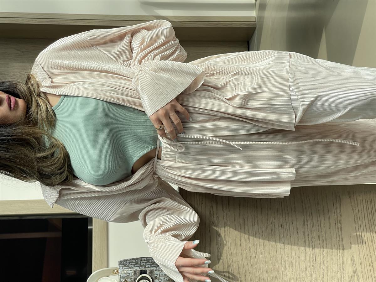 PİLİSELİ BAĞLAMALI TAKIM KREM