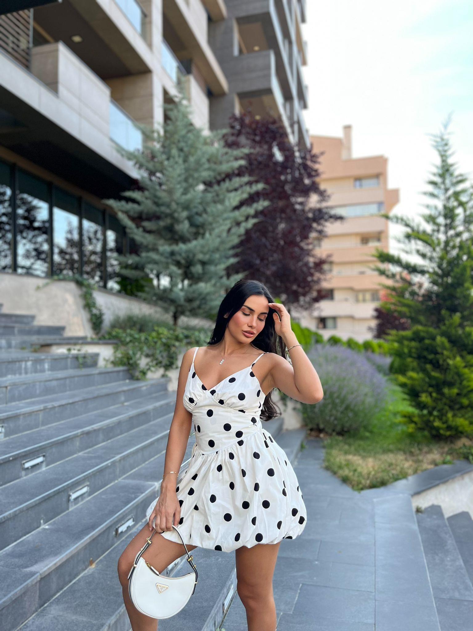 PUANTİYELİ ELBİSE 