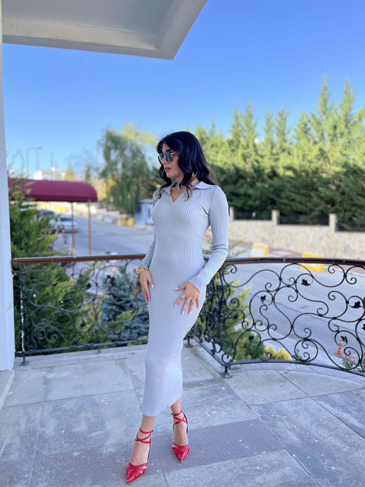 TRİKO YAKALI UZUN ELBİSE