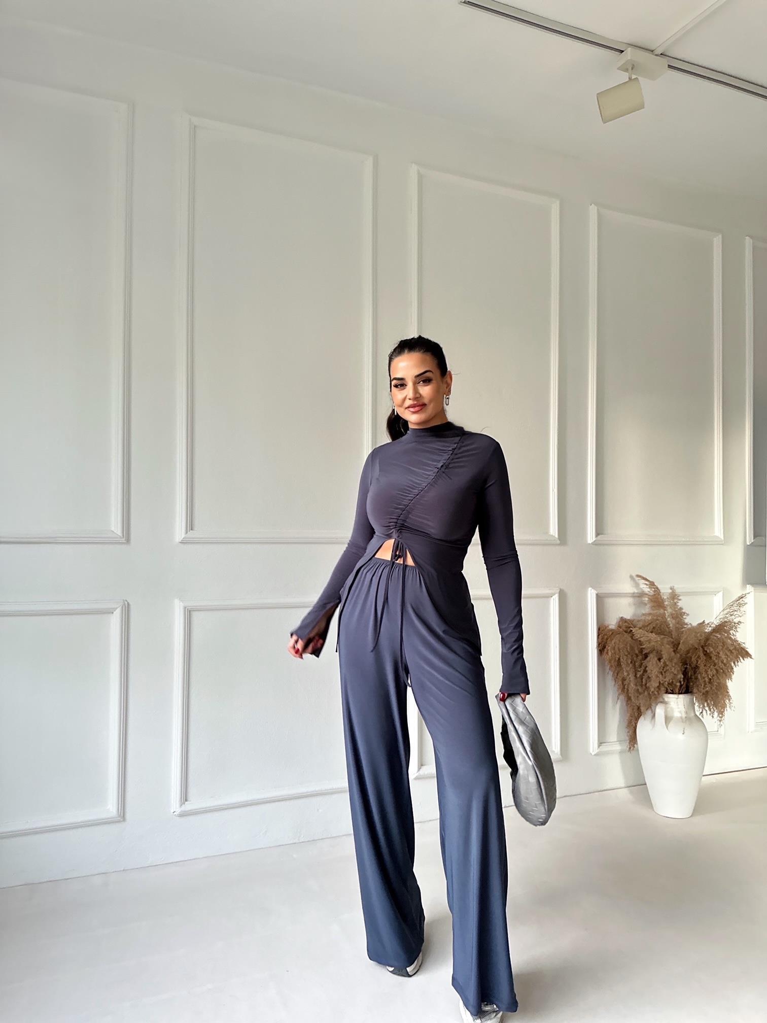 Lüks Kalite Antrasit Büzgülü Bluz Bol Paça Pantolon Takım | Nora Butik