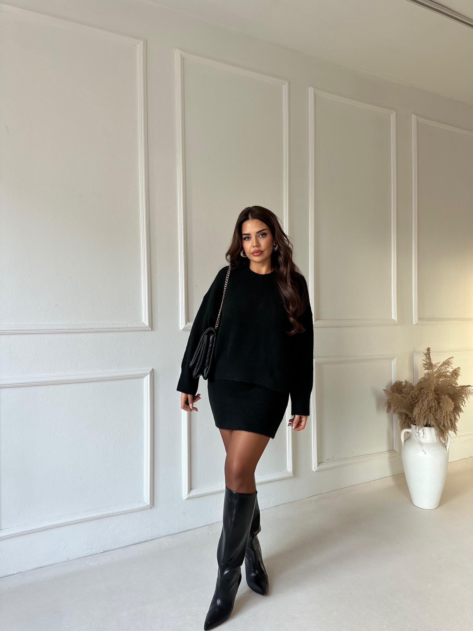 Premium Kalite Siyah Kazak Etek Takım