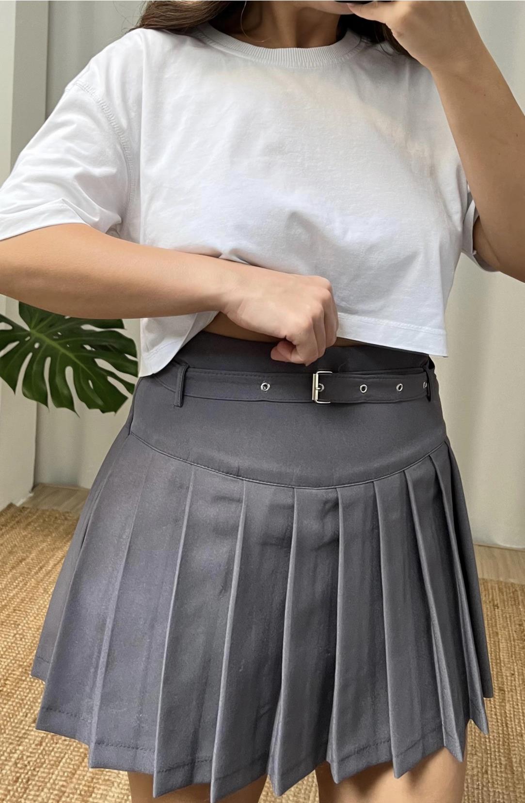 Kendinden Kemerli Pileli Şort Etek Gri