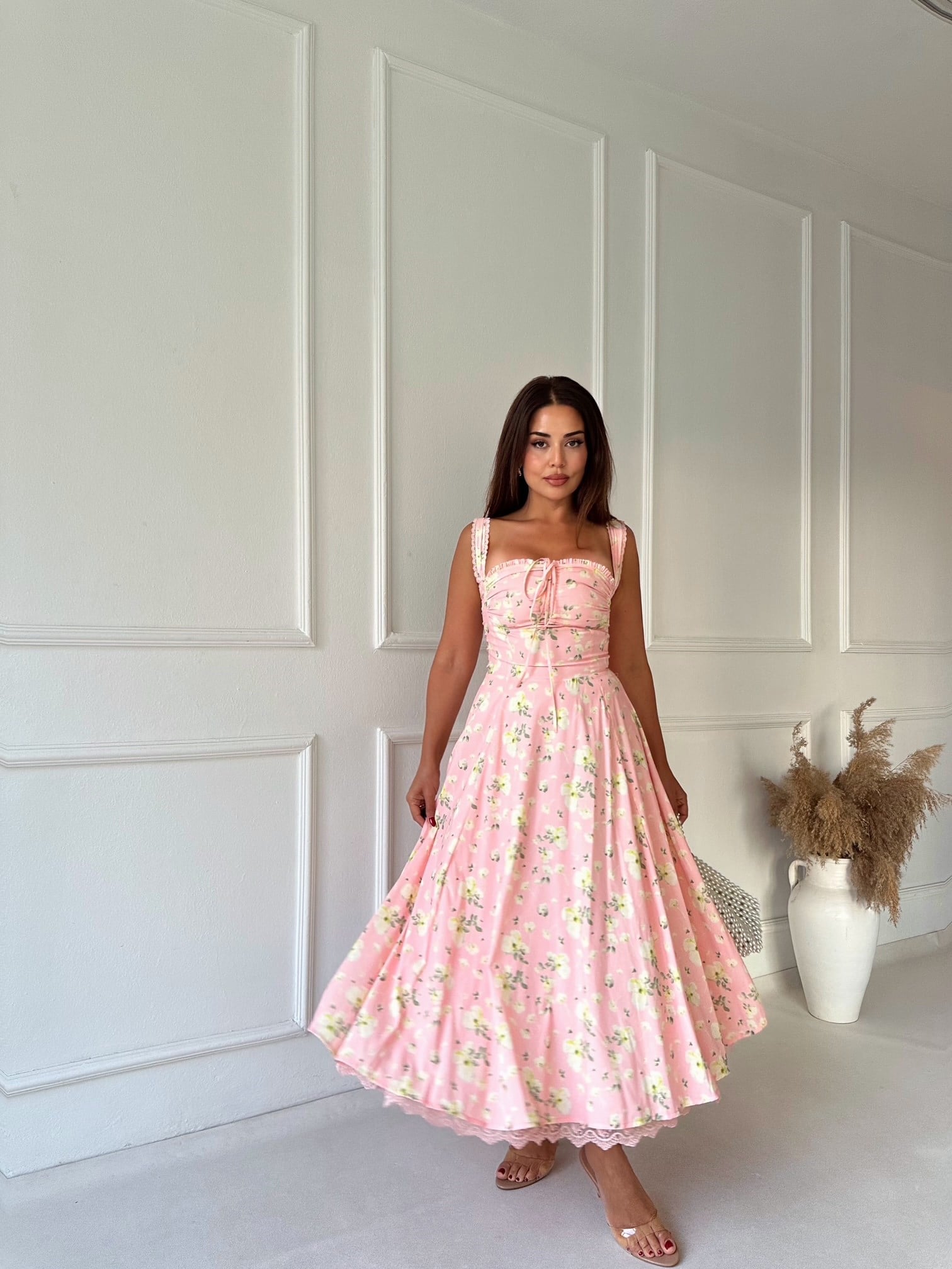 Lavinya Çiçek Desenli Dantel Detaylı Elbise - Pembe