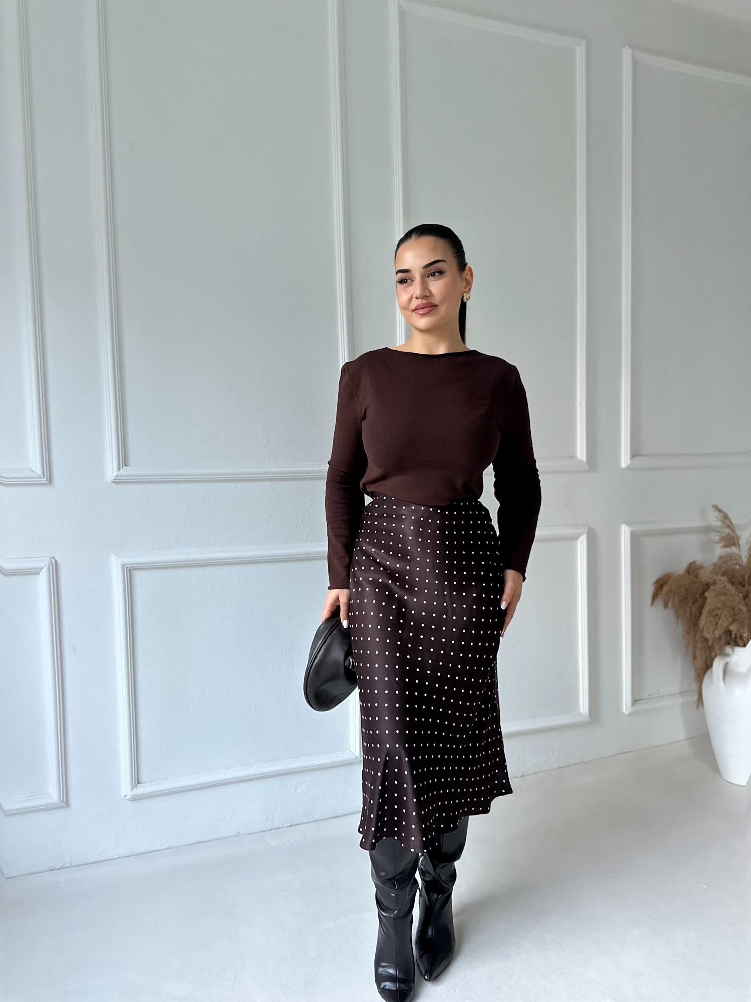 Lüks Kalite Acı Kahve Puantiyeli Midi Saten Etek | Nora Butik