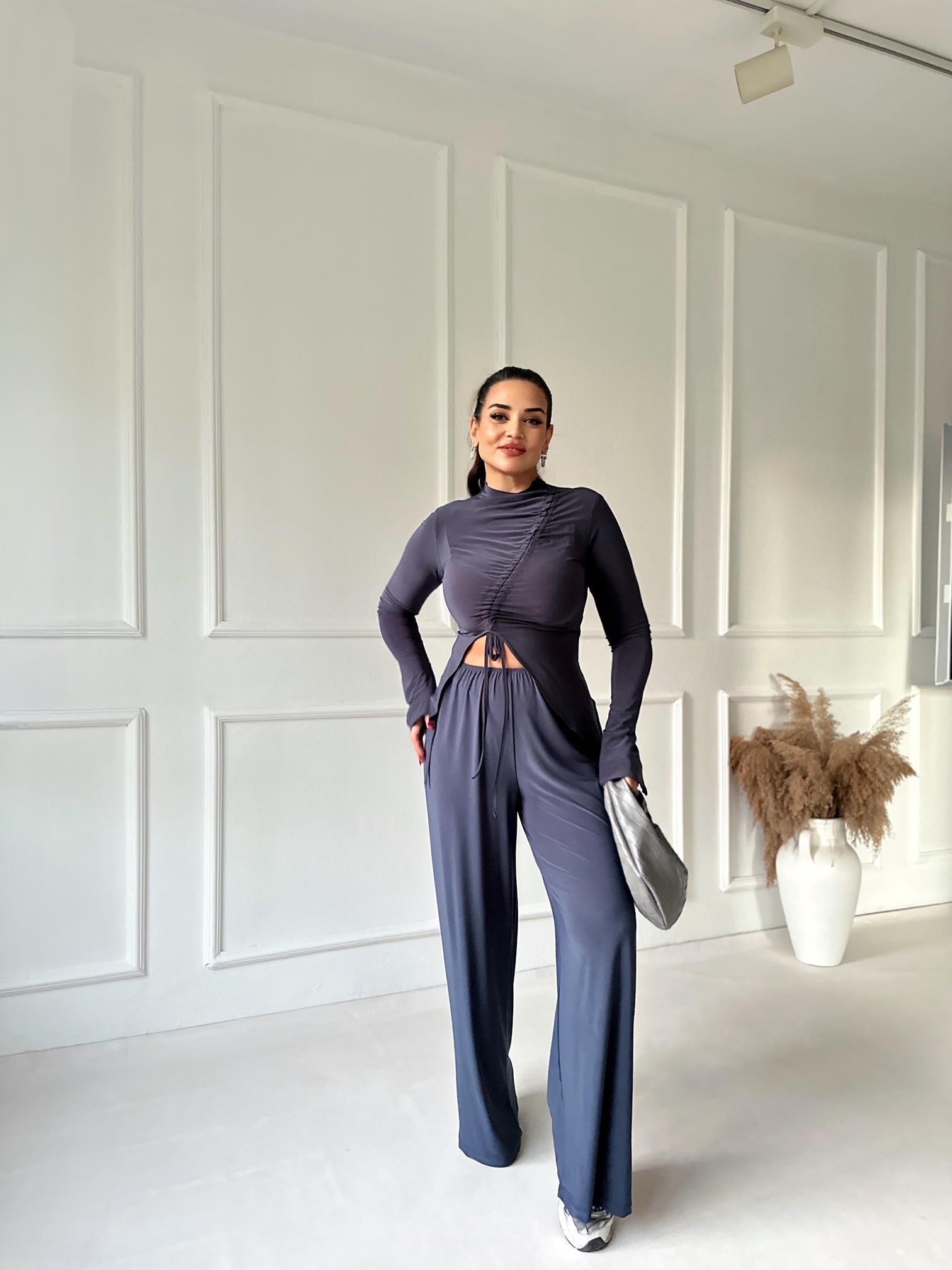 Lüks Kalite Antrasit Büzgülü Bluz Bol Paça Pantolon Takım | Nora Butik · 2