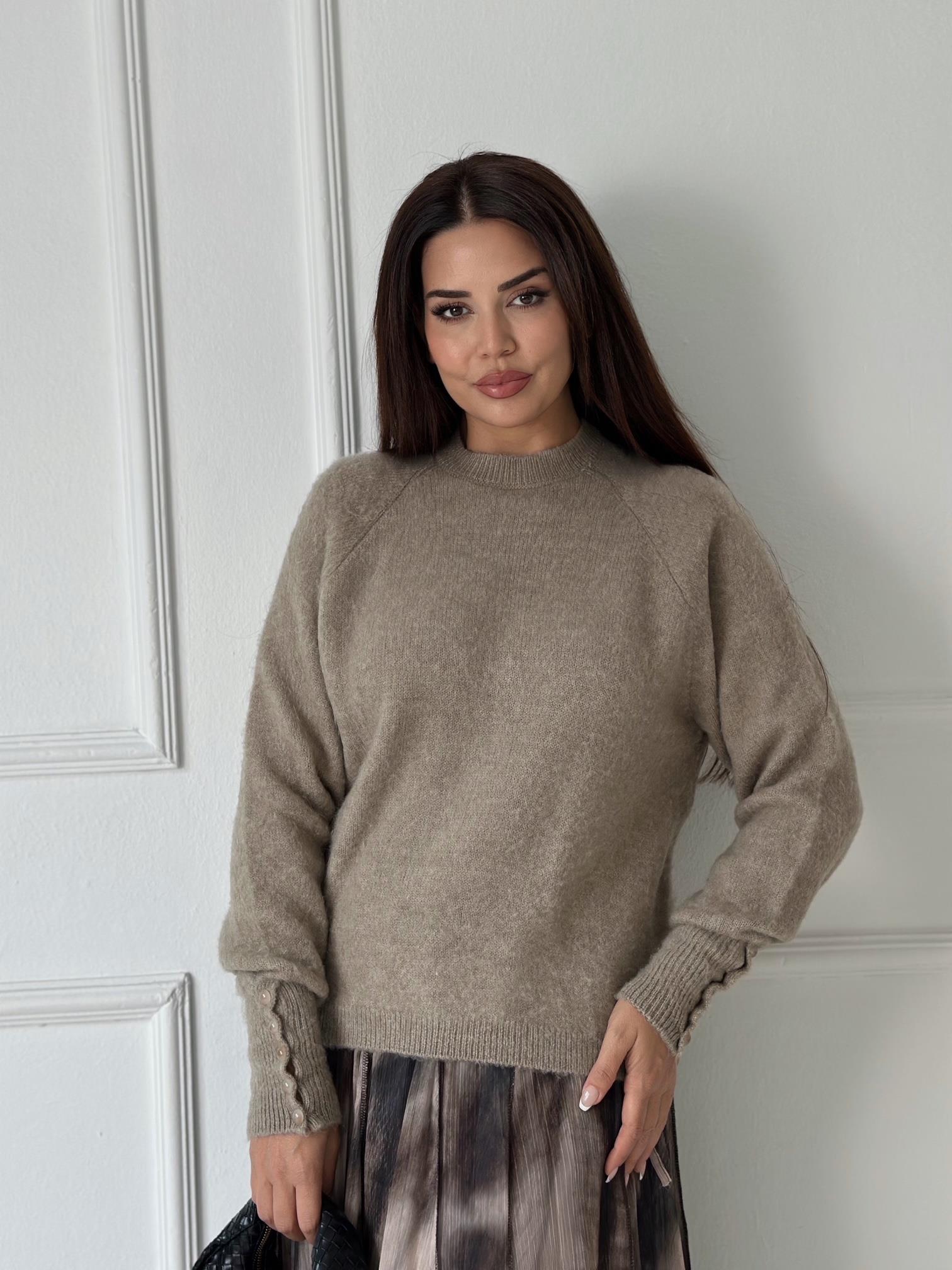 Lüks Kalite Kollları Düğmeli Reglan Kol Vizon Kazak