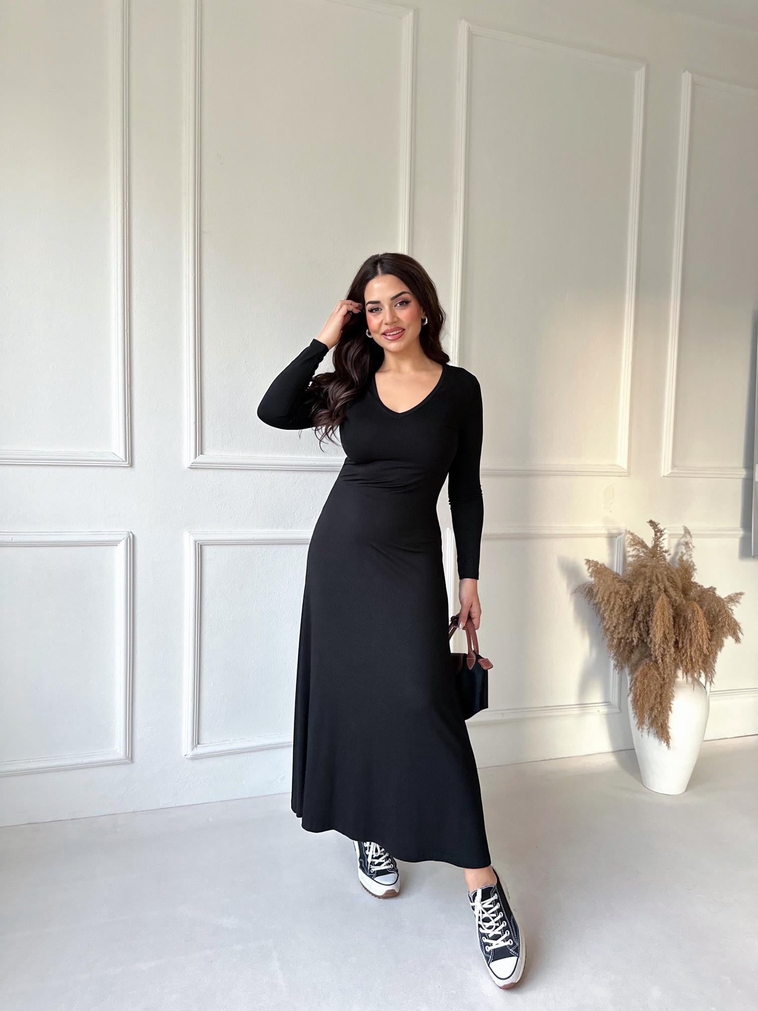 Lüks Kalite Siyah V Yaka Maksi Elbise | Nora Butik