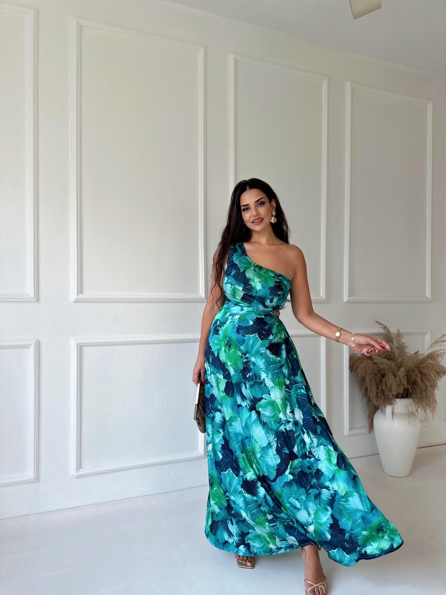 Marka Model Yeşil Çiçek Desenli Tek Omuz Maksi Saten Elbise 