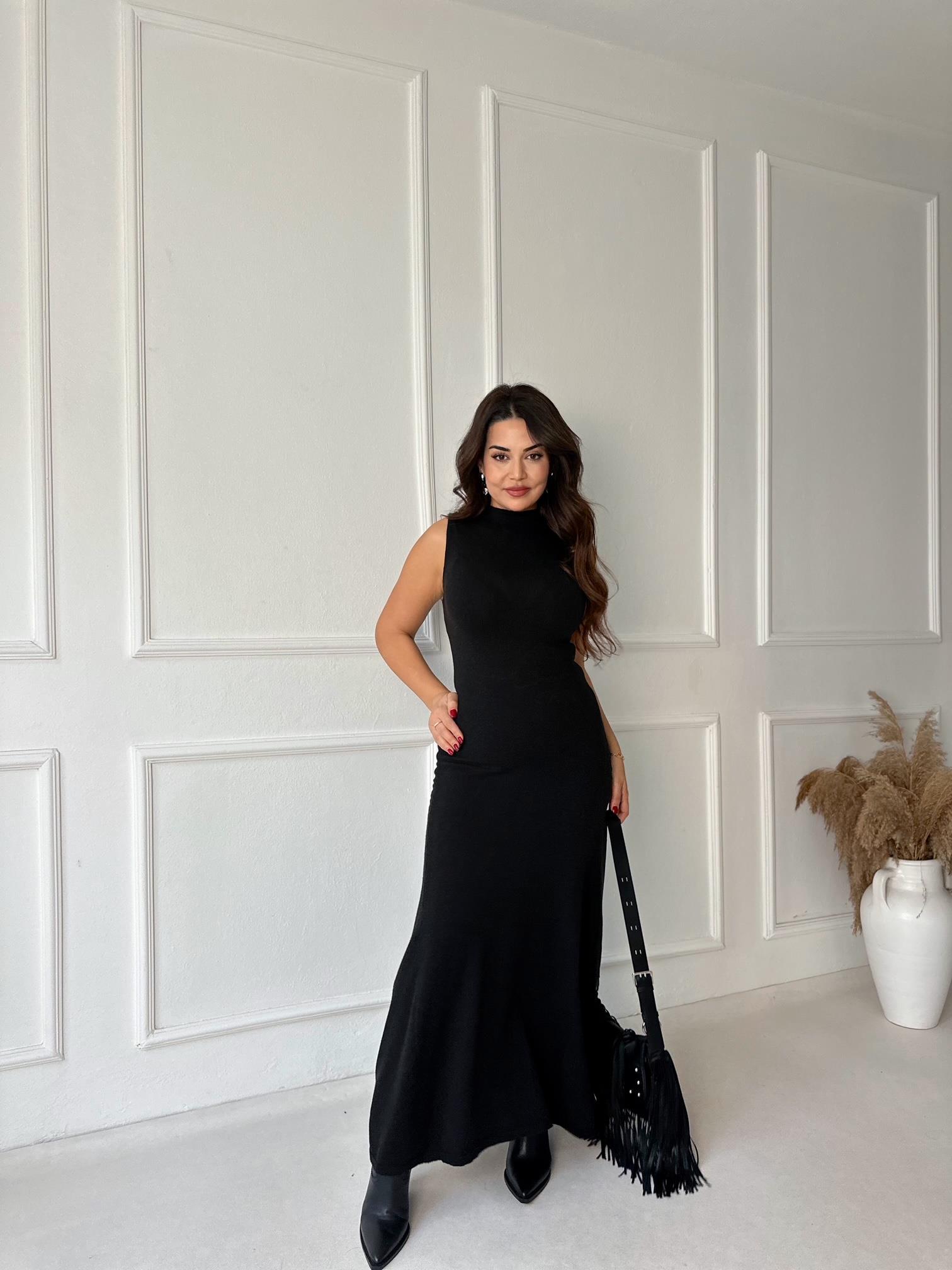 Mocha Chic Kolsuz Midi Triko Elbise - Siyah