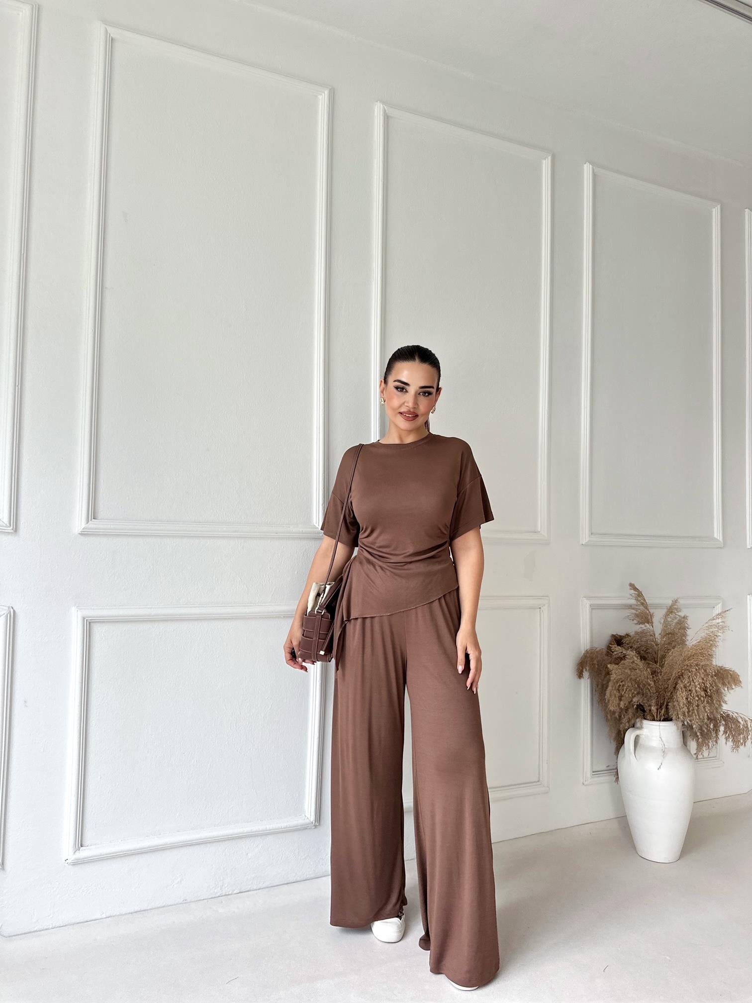 Nora Flow Asimetrik Modal Takım – Kahve
