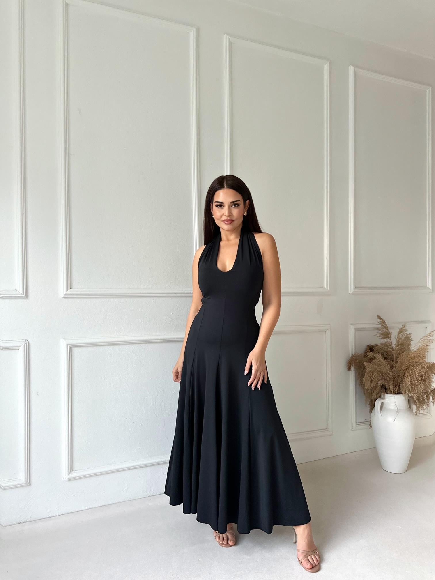 Nora Sculpt Halter Maxi Elbise
