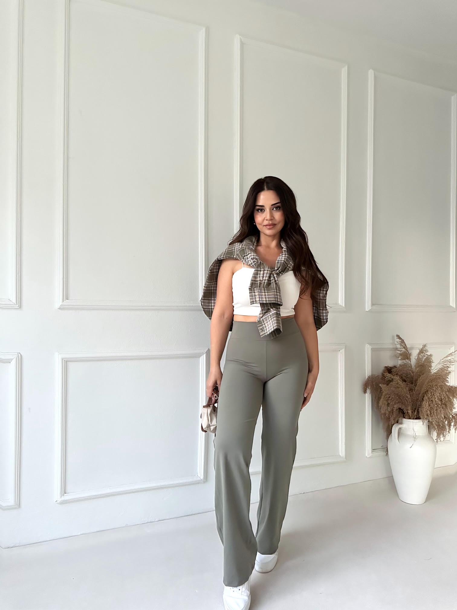 Oysho Model Fit Yüksek Bel Flare Tayt – Haki · 2