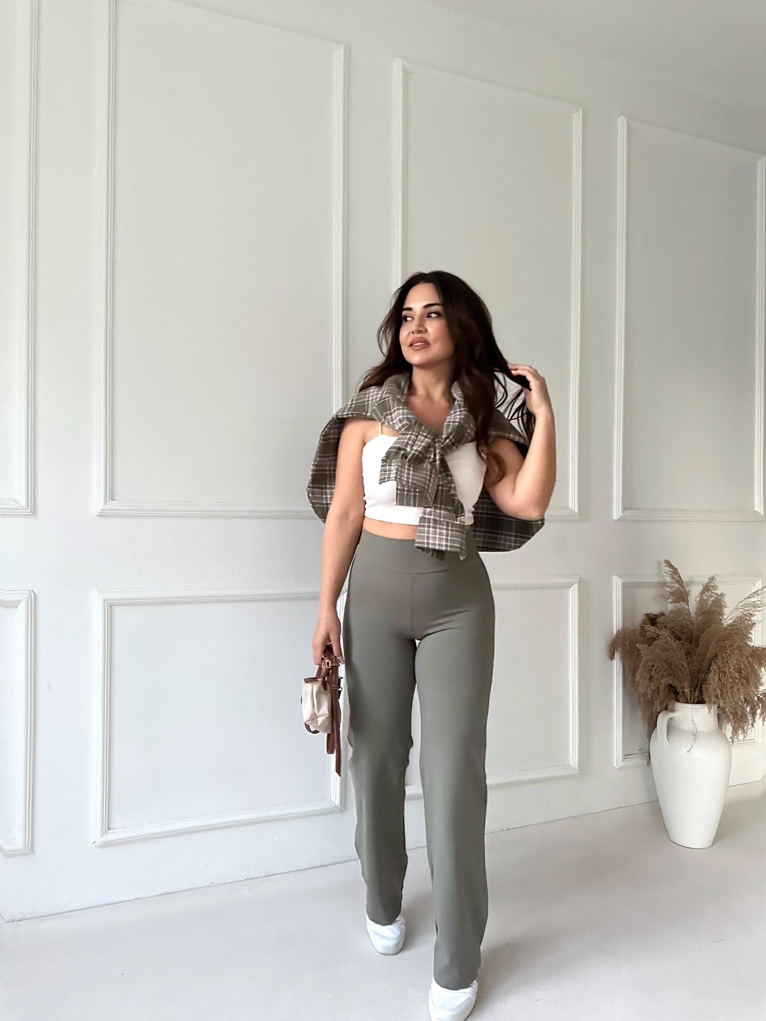 Oysho Model Fit Yüksek Bel Flare Tayt – Haki · 3