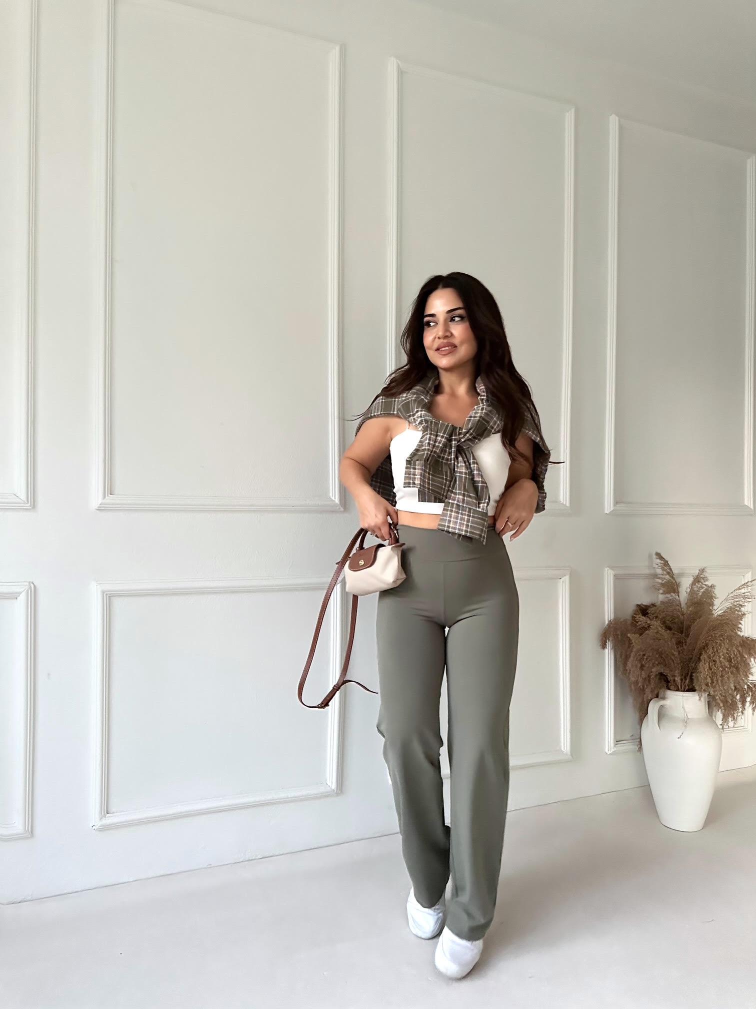 Oysho Model Fit Yüksek Bel Flare Tayt – Haki · 4