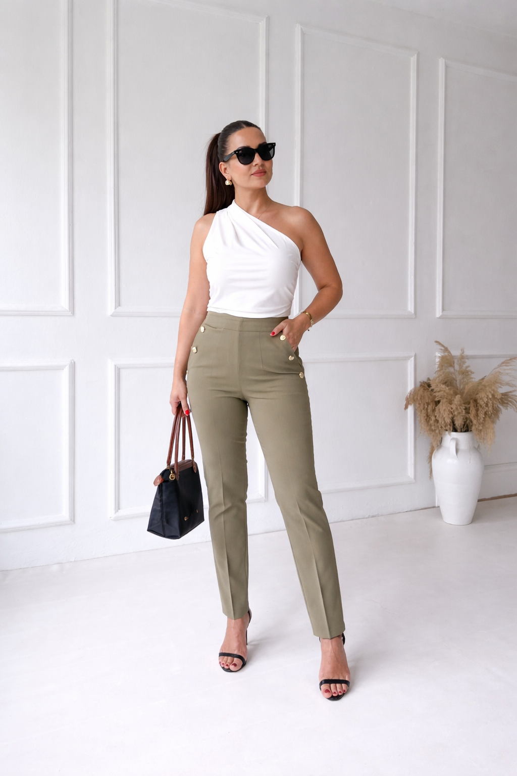 Premium Kalite Altın Düğme Detaylı Haki Beli Lastikli Havuç Pantolon | Nora Butik