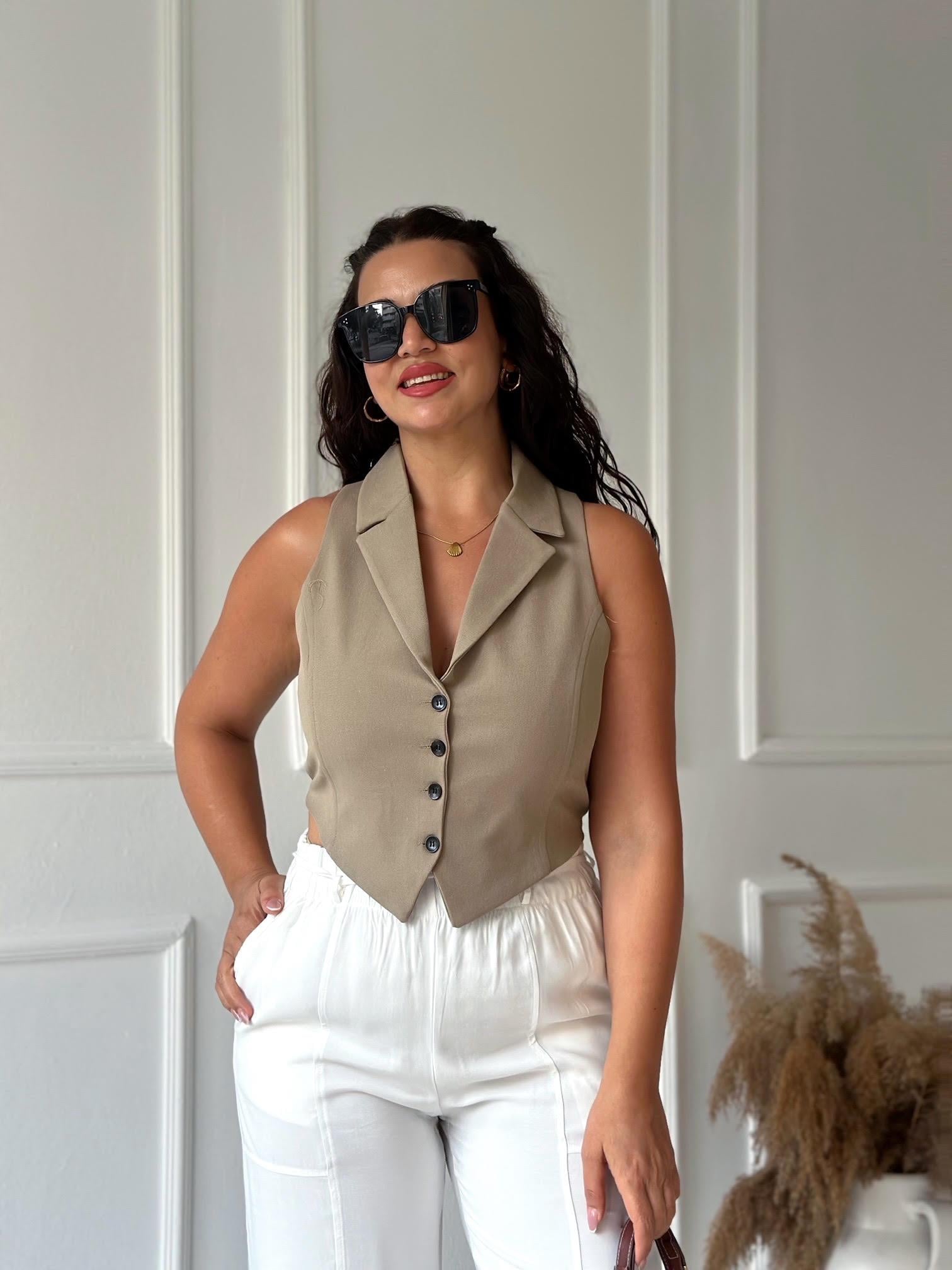 Premium Kalite Camel Cut Out Detaylı Yelek